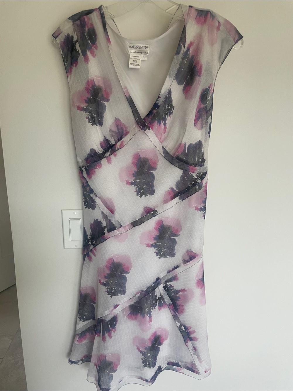 Max Studio White Dress with Pink & Gray Floral Wash
